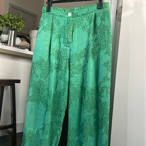 🍃Stunning Raquel Allegra green jacquard high waist pleated pants